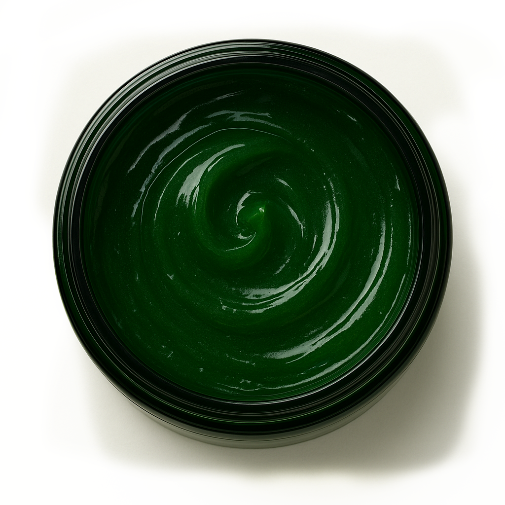 A jar of Everlush Premium Vegan Styling Gel with labels detailing organic, hydrating, moisture-rich, and no build-up or flaking. It also mentions ingredients like cucumber and seaweed and is designed for stronger hold and longer-lasting style.